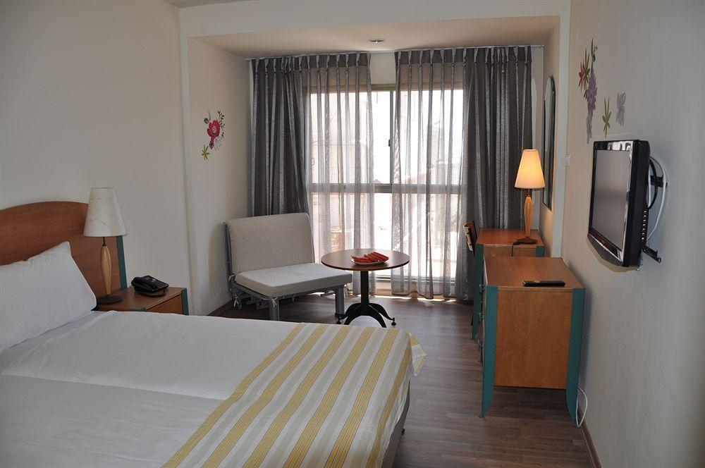 Royal Inn Tiberiade Esterno foto