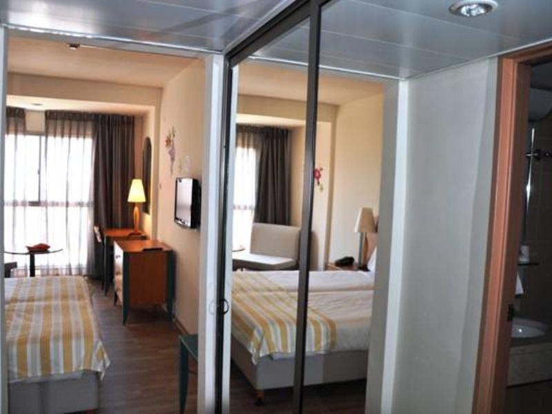 Royal Inn Tiberiade Esterno foto